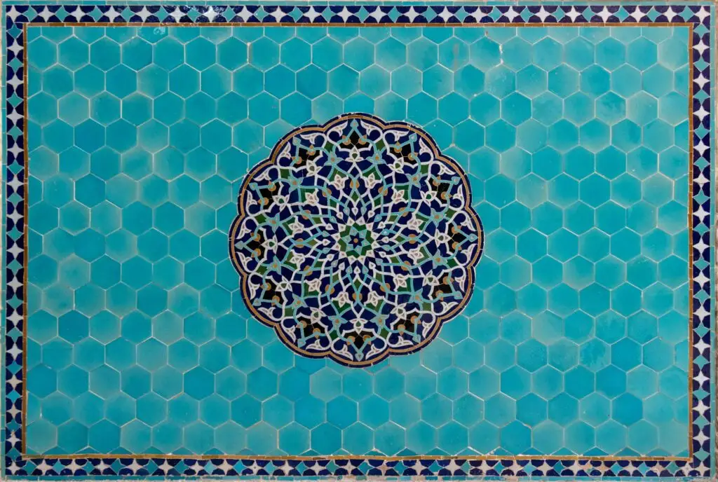 نقش کاشیکاری
